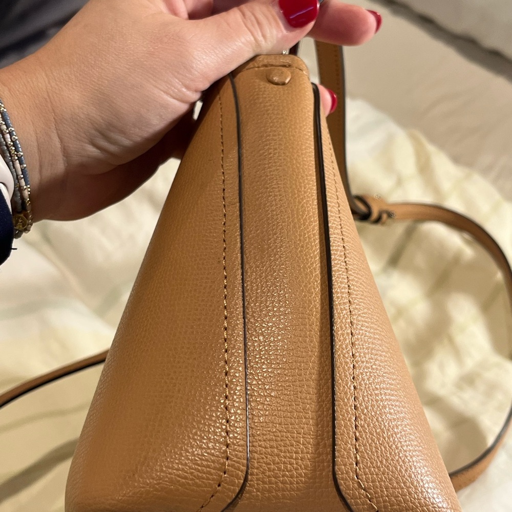 Kate Spade Crossbody Bag in Tan or Camel color - Picture 6 of 15